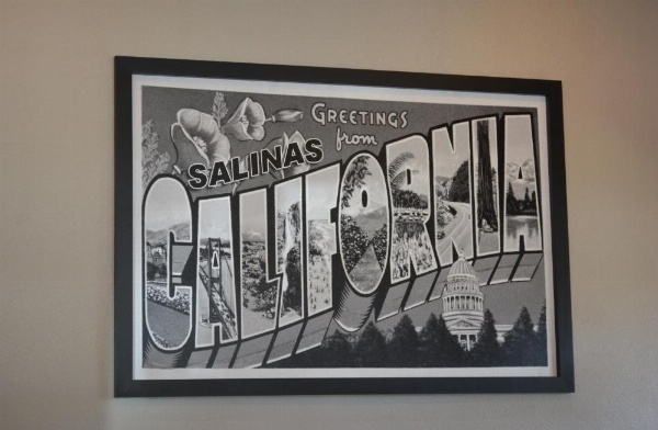 Super 8 by Wyndham Salinas image 10